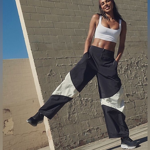 NWT Free People Movement Hi Five Baggy Pants XS - Picture 1 of 15